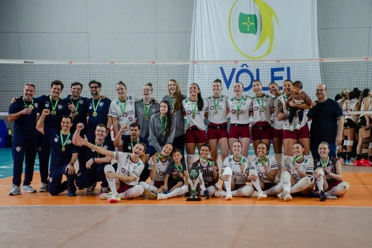 Fluminense vence Universitário e conquista a Copa Brasília de Vôlei