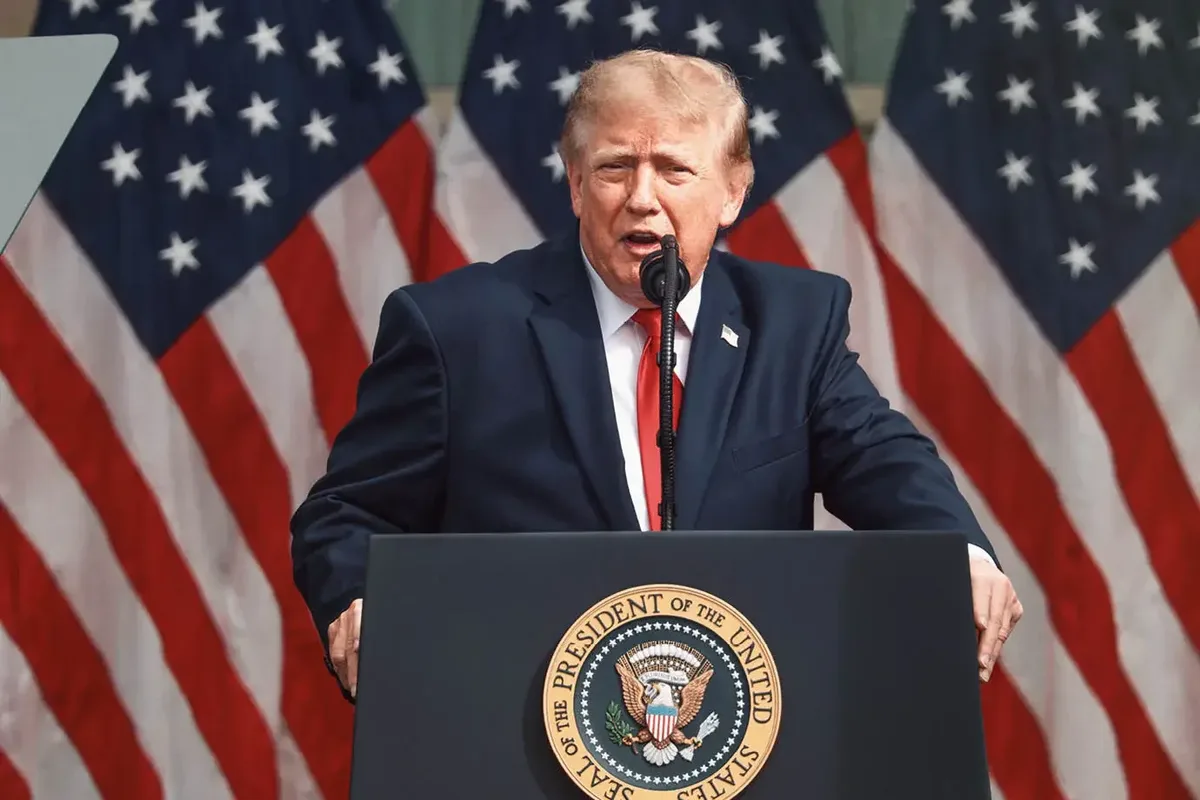 Juiz dá uma semana para governo Trump defender restrição de vistos