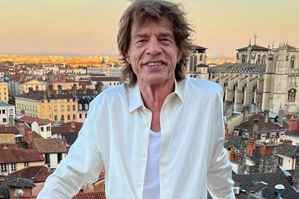 Corrida, natação e balé fazem parte da preparação de Mick Jagger