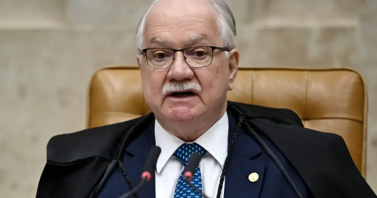 Fachin suspende decisões de Mendonça e Dino sobre diretores da PF