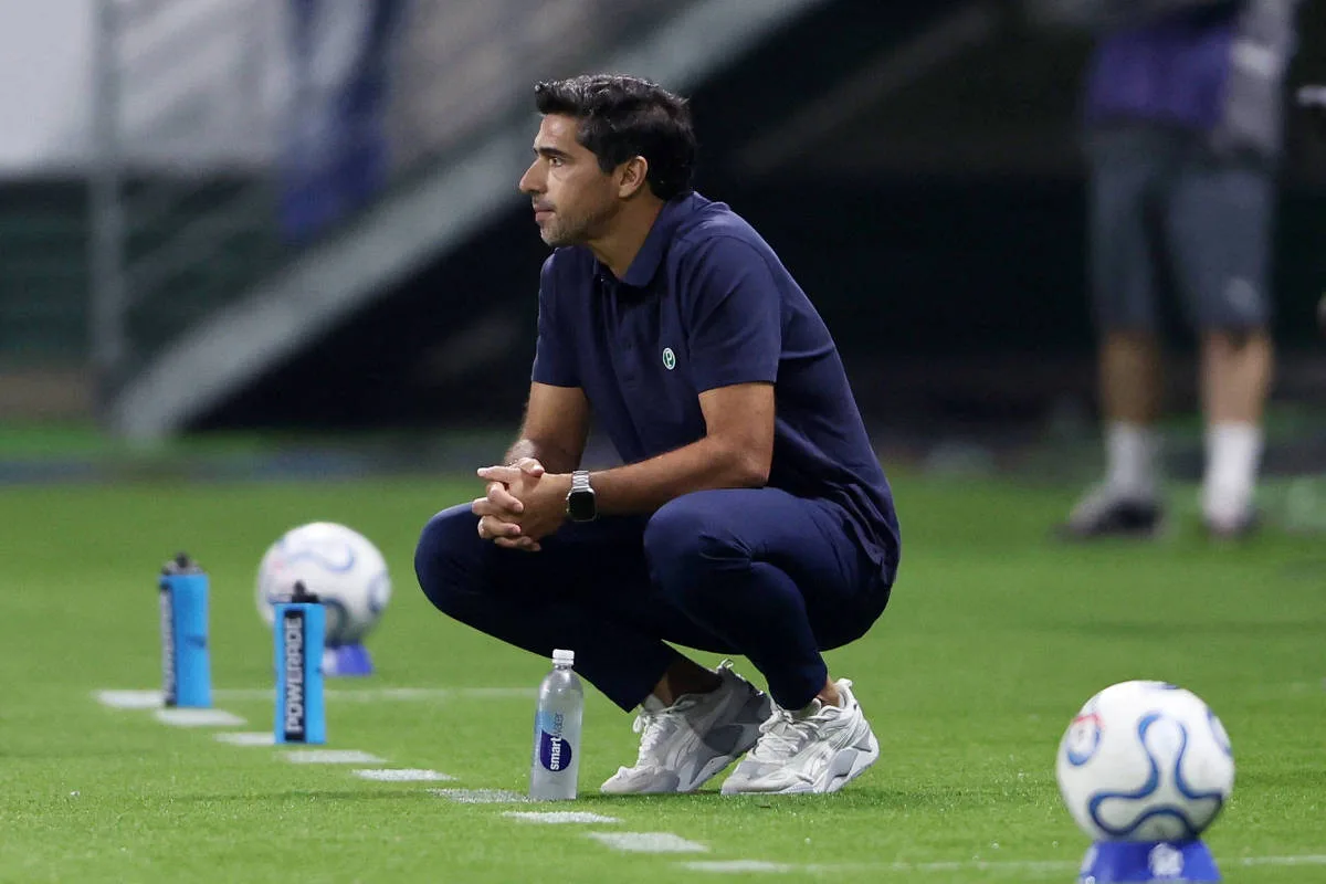 STJD afasta Abel Ferreira de partidas contra Botafogo e São Paulo