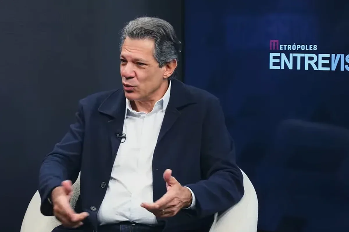 Haddad diz que não ampliará escolas cívico-militares em São Paulo
