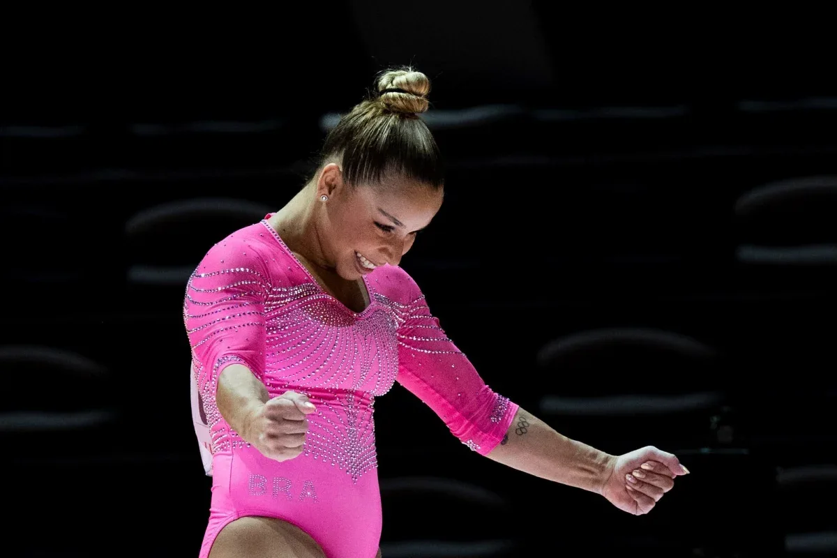 Flávia Saraiva fica com a prata, e Lorrane Oliveira leva bronze em Szombathely