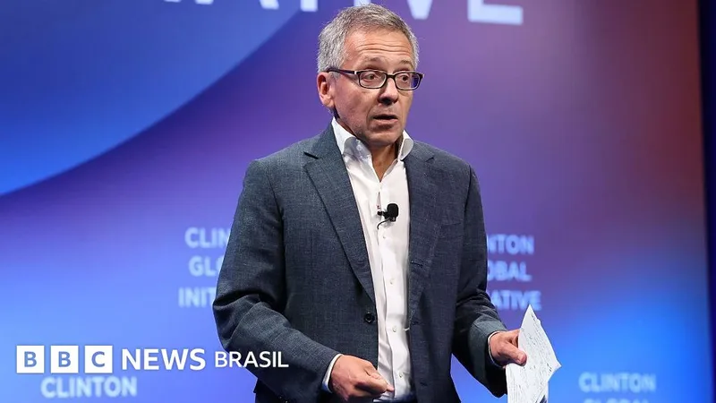 Ian Bremmer vê vantagem mínima de Lula e descarta interferência direta de Trump