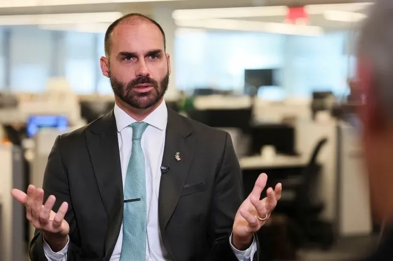 Eduardo Bolsonaro e Paulo Figueiredo defendem sanções a ministros do STF nos EUA