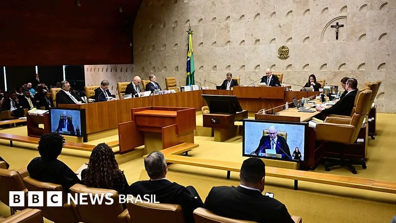 Como o STF ampliou seu papel e passou a ocupar o centro da política brasileira