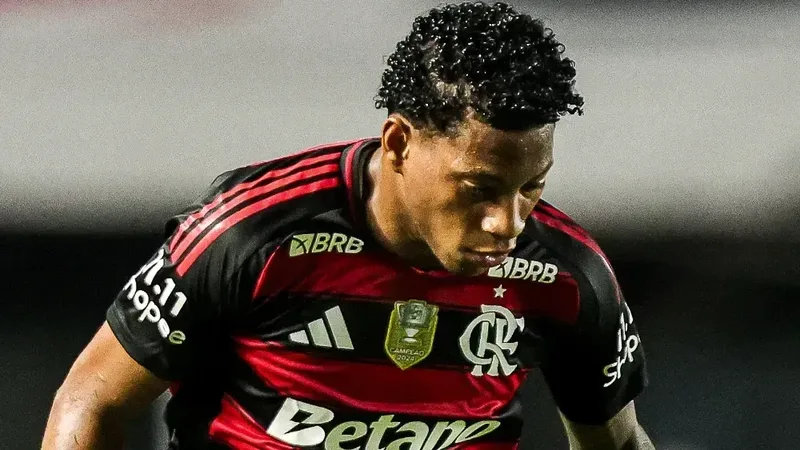 Gonzalo Plata reafirma compromisso com o Flamengo após negociação frustrada