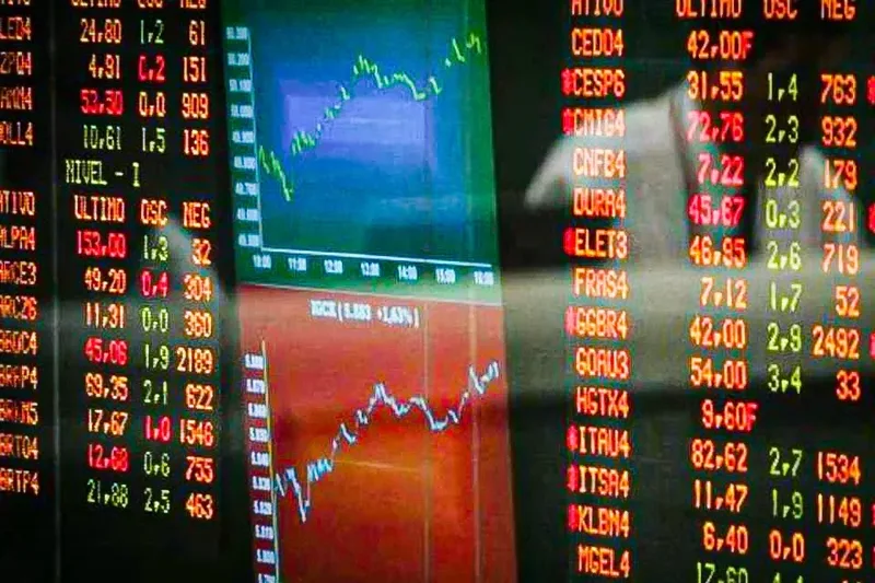 Ibovespa sobe 2,63% antes do primeiro turno das eleições
