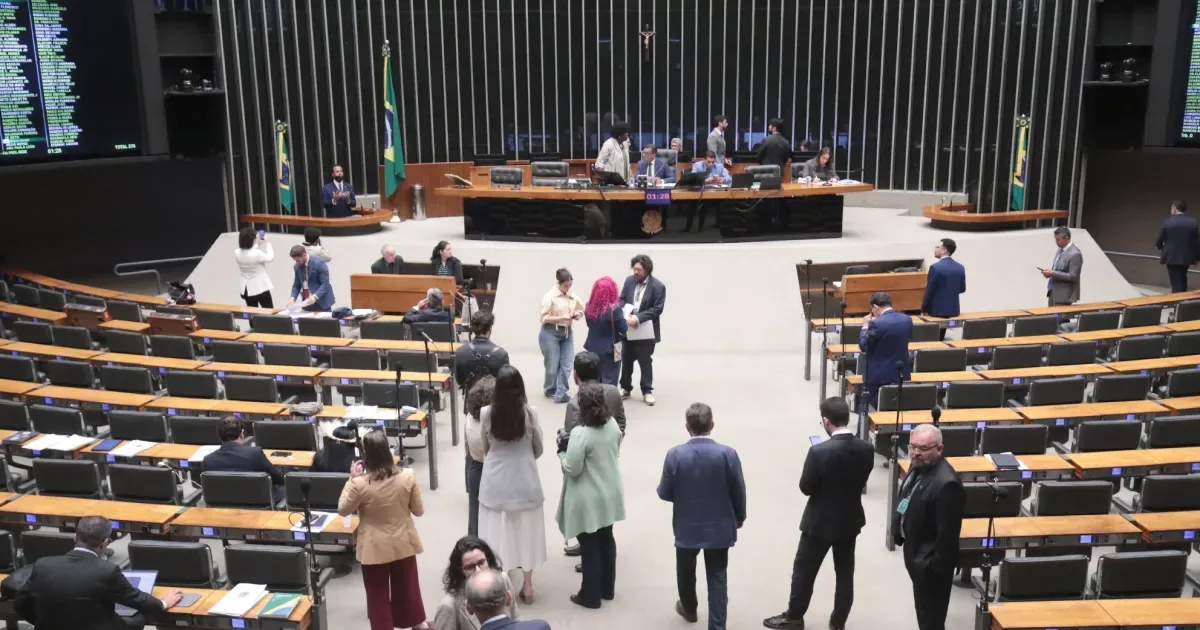 Brasil ocupa 138ª posição em participação feminina nos Parlamentos