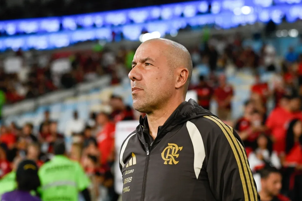 Jardim minimiza reação de Pedro após substituição em vitória do Flamengo