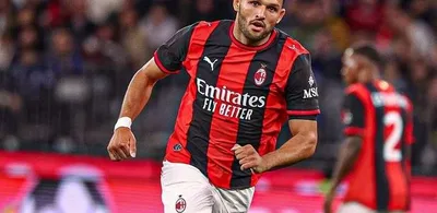 Juventus e Milan duelam pela liderança do Italiano neste domingo